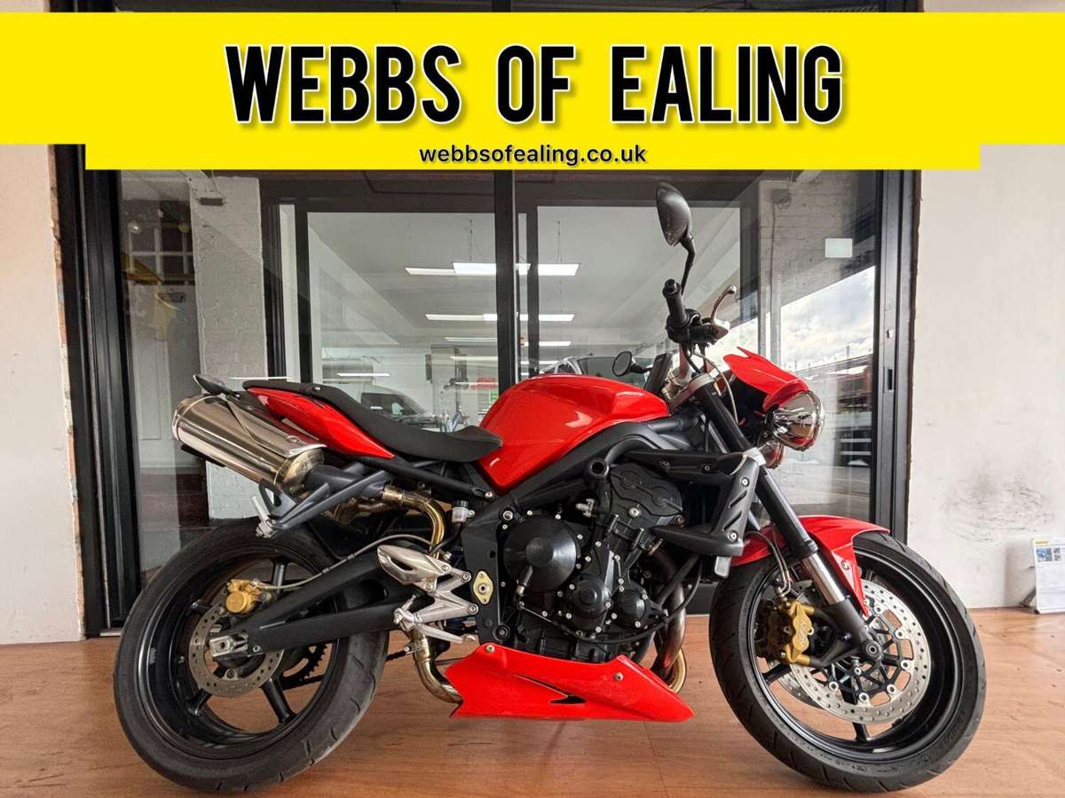 Check out this Triumph Street Triple 675 2009 Petrol Manual