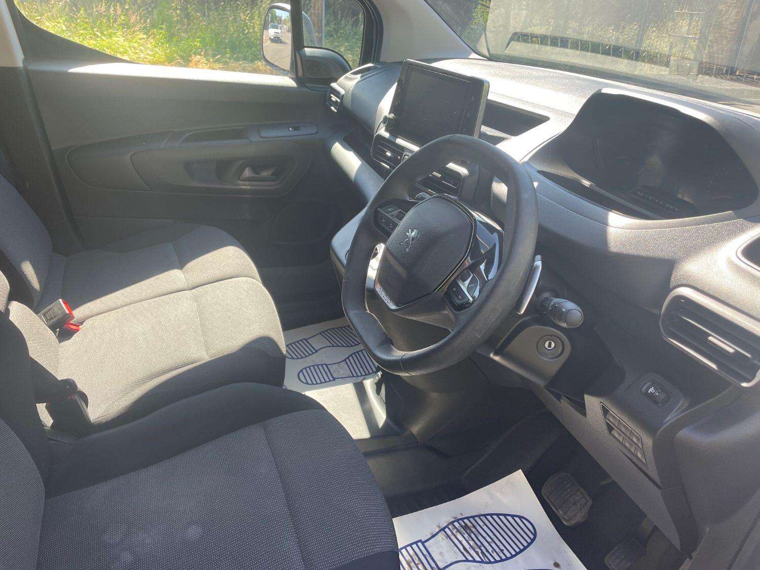 2021 PEUGEOT PARTNER 2021 PEUGEOT PARTNER