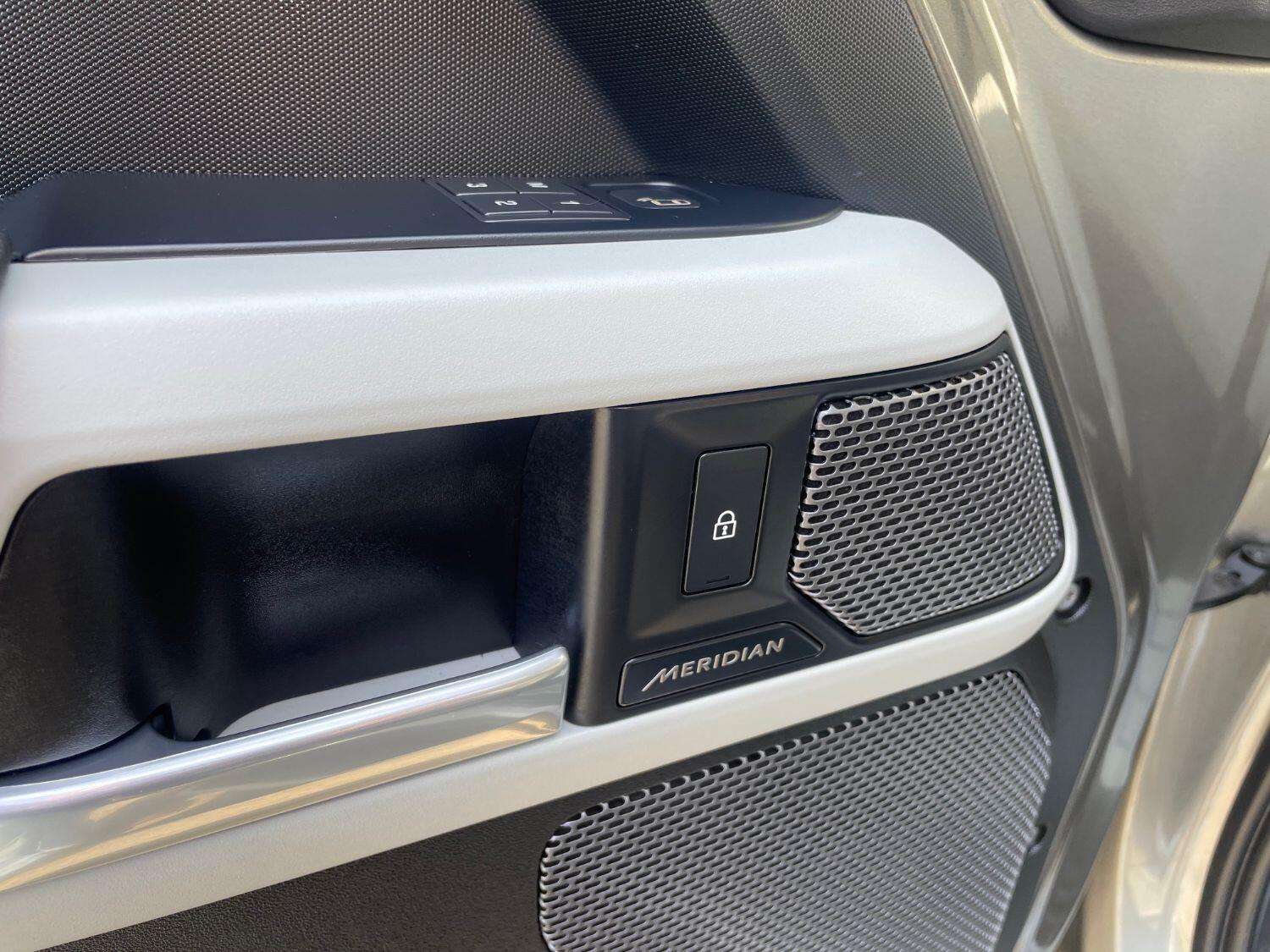 2022 LAND ROVER DEFENDER 110 2022 LAND ROVER DEFENDER 110