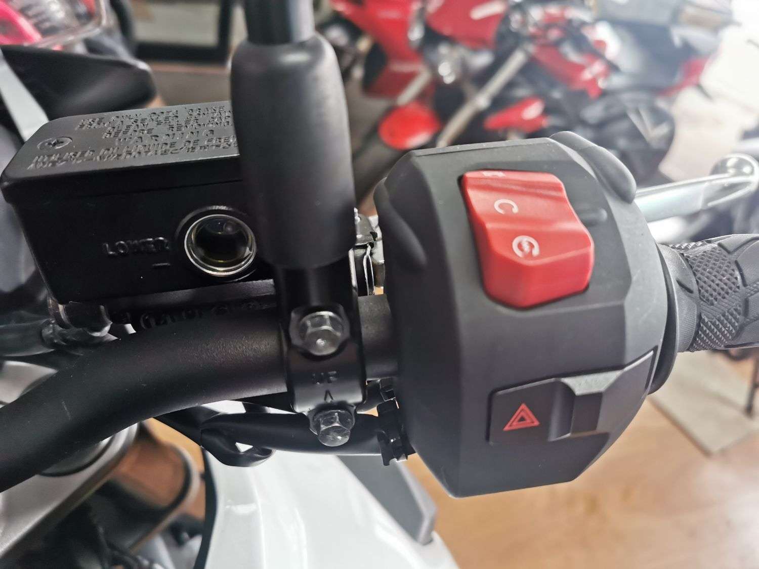 2020 SUZUKI DL 2020 SUZUKI DL