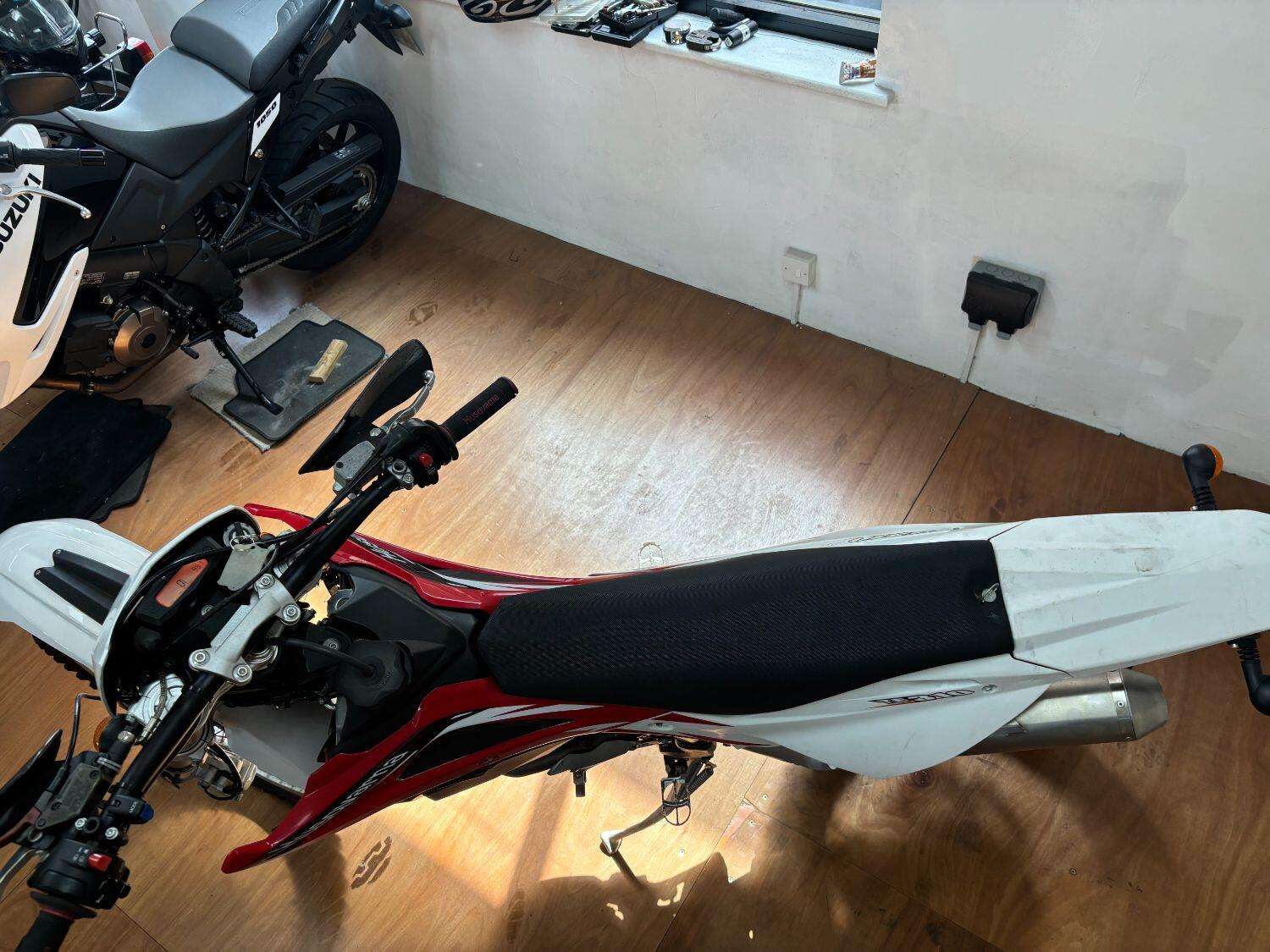 2012 HUSQVARNA TE 2012 HUSQVARNA TE