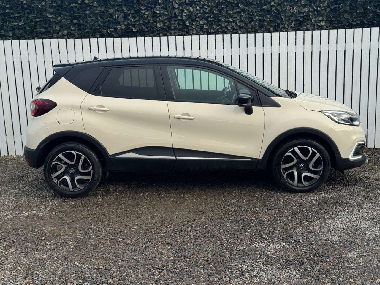 2017 RENAULT CAPTUR 2017 RENAULT CAPTUR