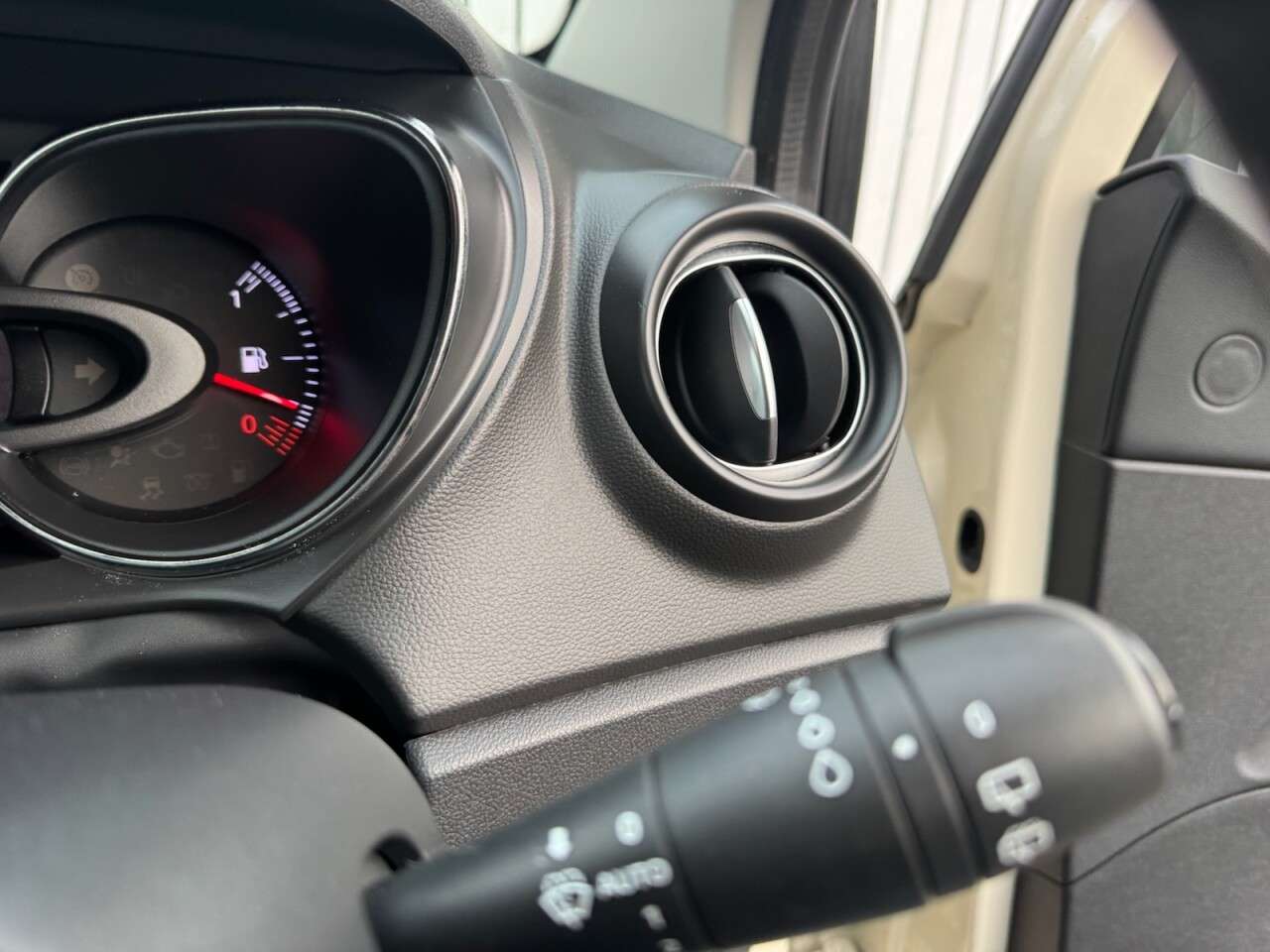 2017 RENAULT CAPTUR 2017 RENAULT CAPTUR