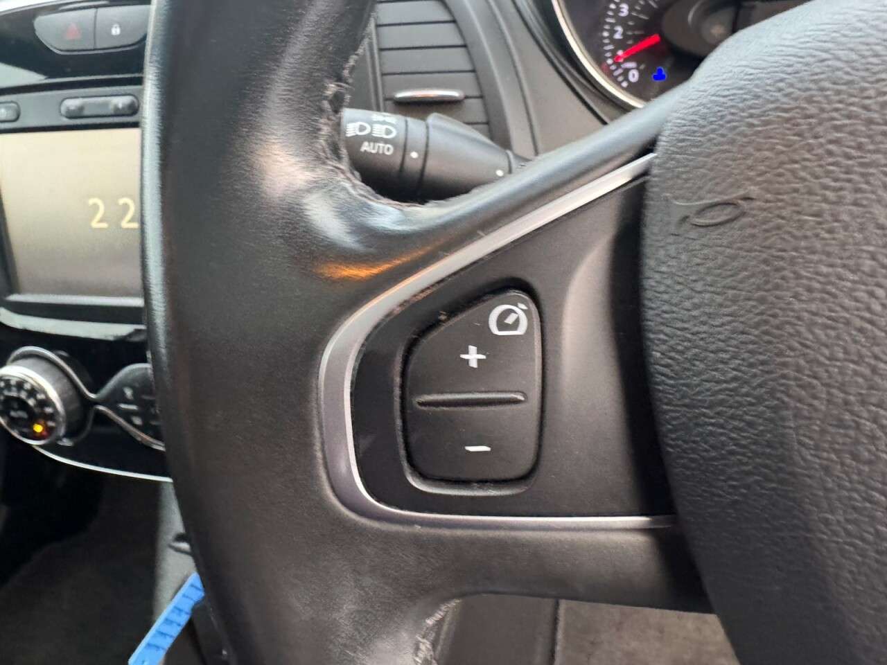 2017 RENAULT CAPTUR 2017 RENAULT CAPTUR