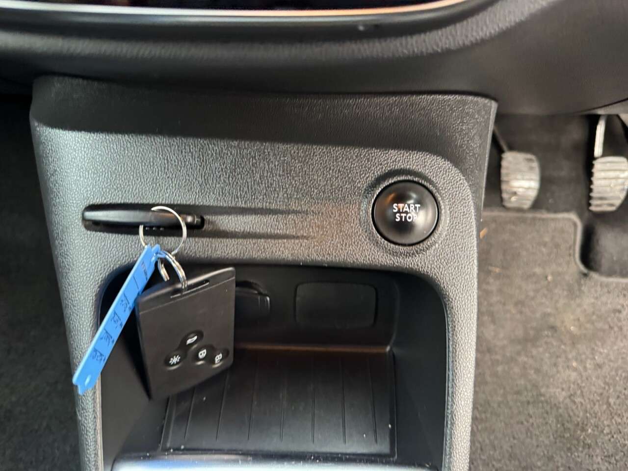 2017 RENAULT CAPTUR 2017 RENAULT CAPTUR