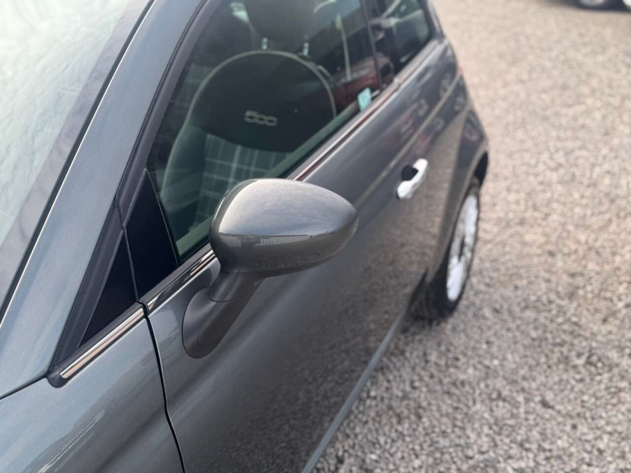 2018 FIAT 500 2018 FIAT 500