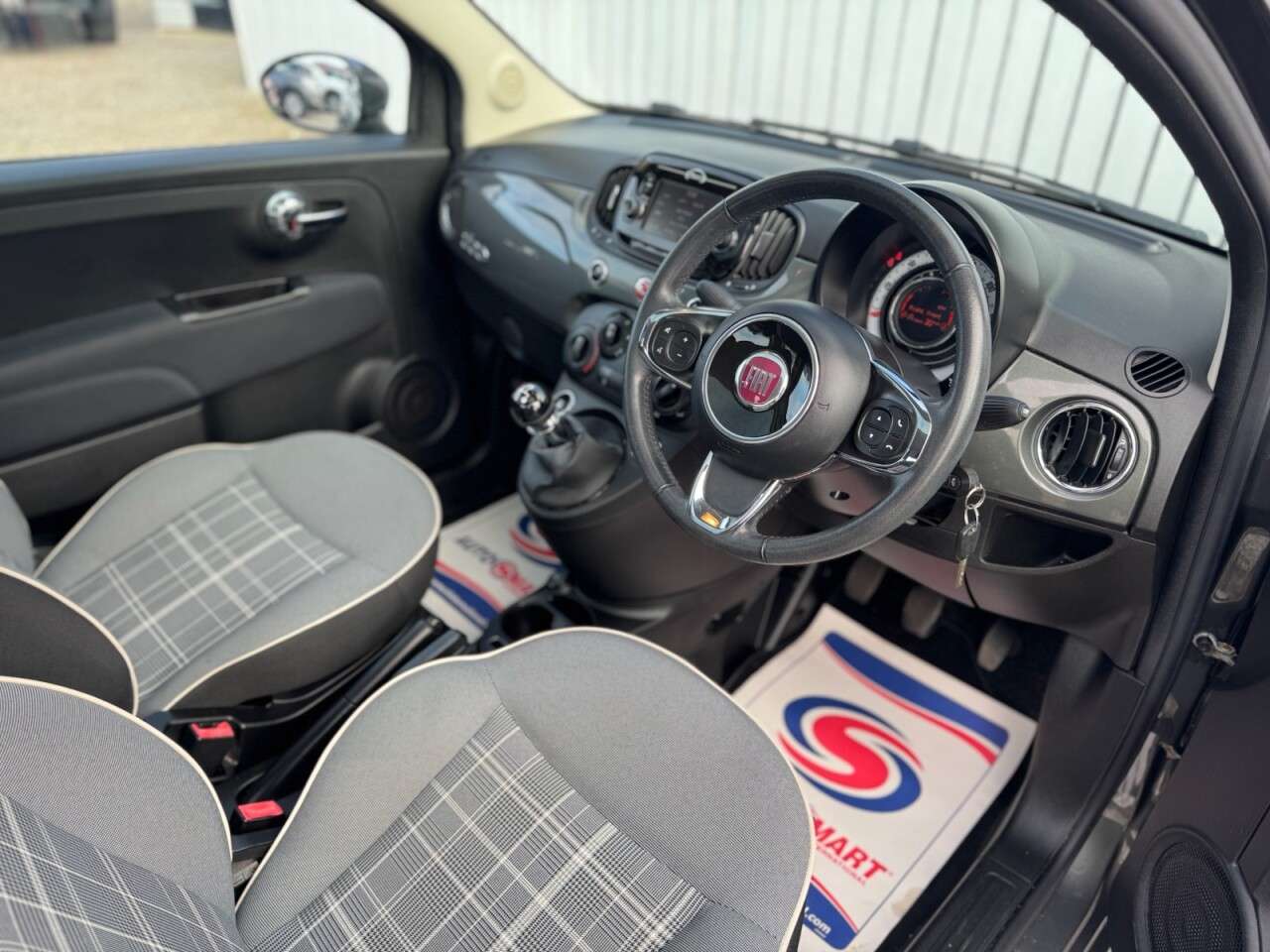 2018 FIAT 500 2018 FIAT 500