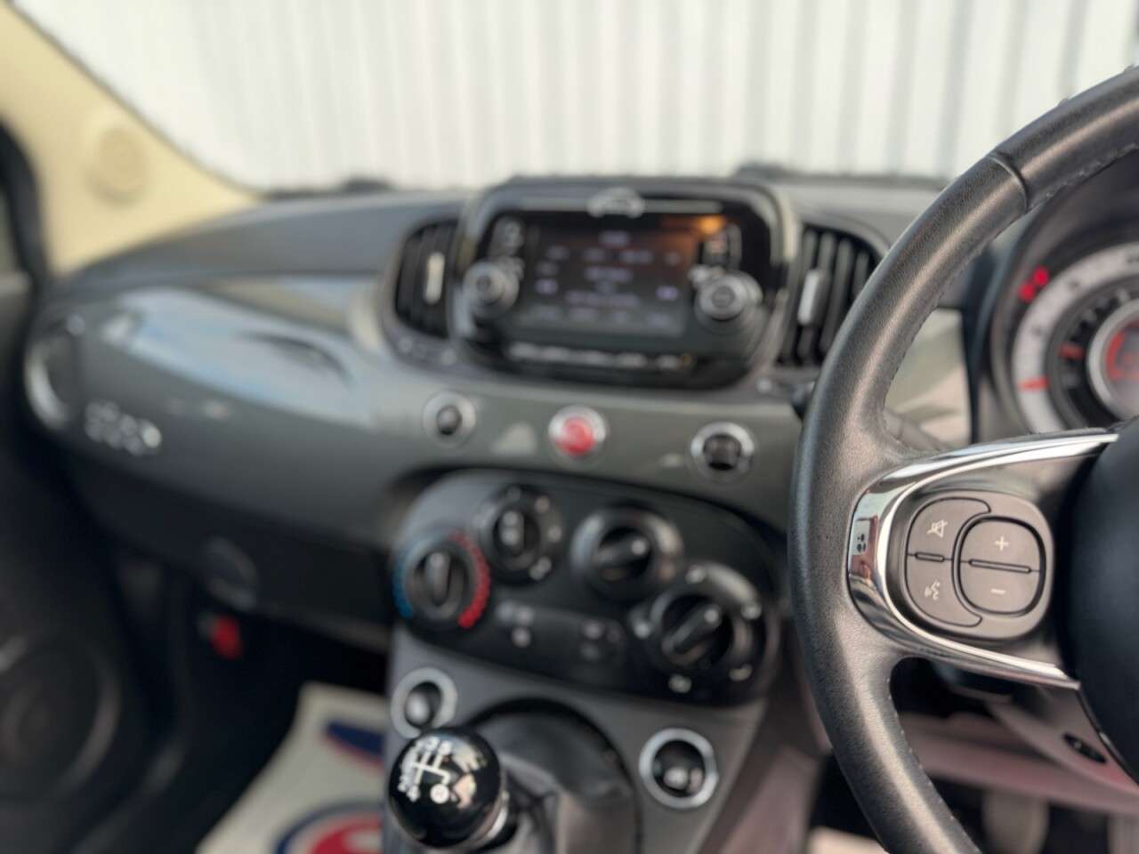 2018 FIAT 500 2018 FIAT 500