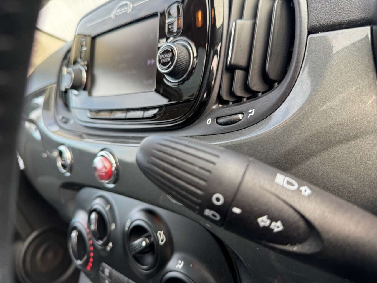 2018 FIAT 500 2018 FIAT 500