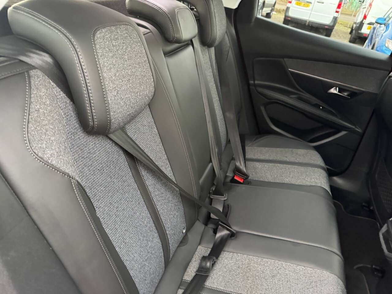 2018 PEUGEOT 3008 2018 PEUGEOT 3008