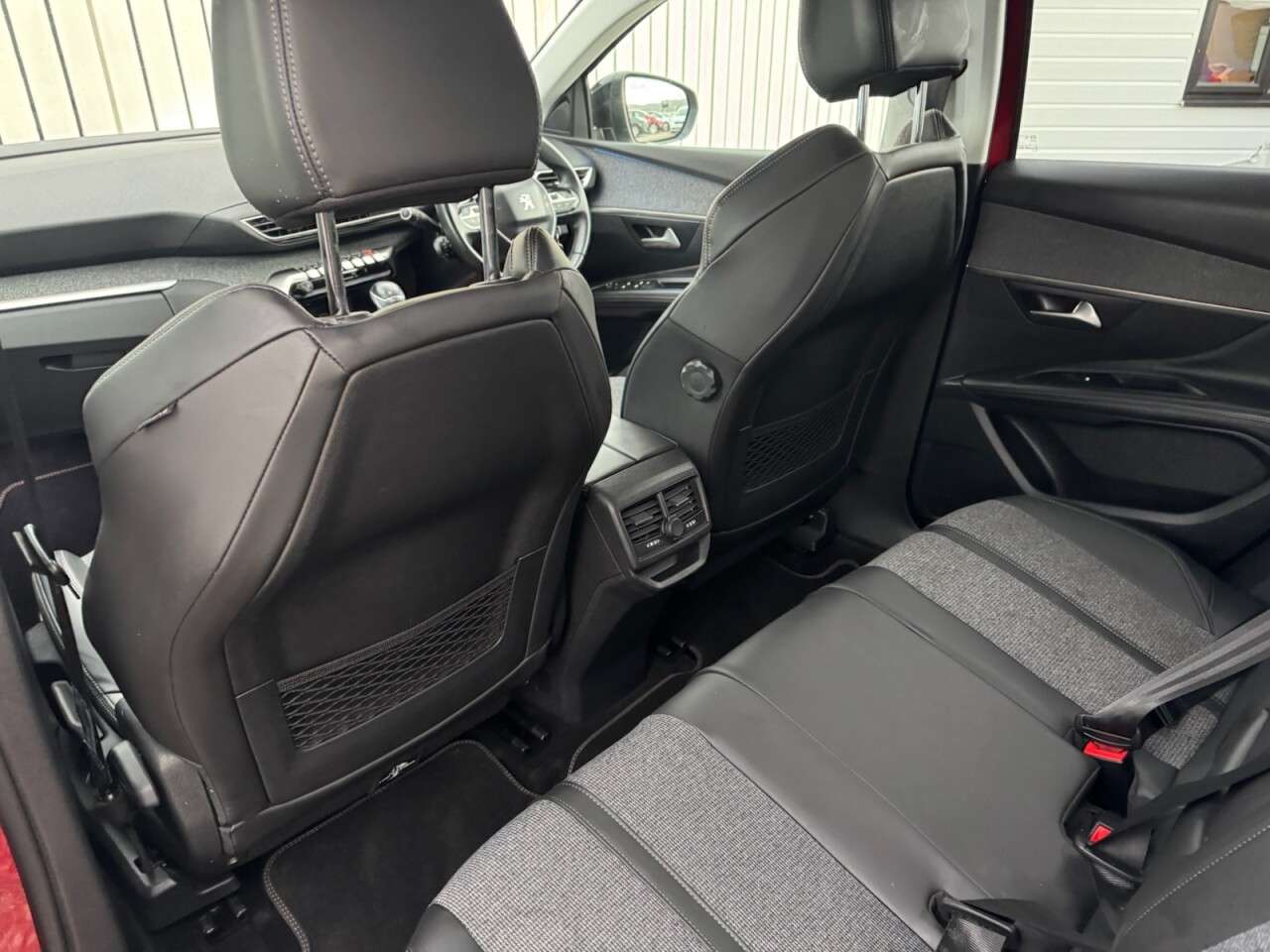 2018 PEUGEOT 3008 2018 PEUGEOT 3008