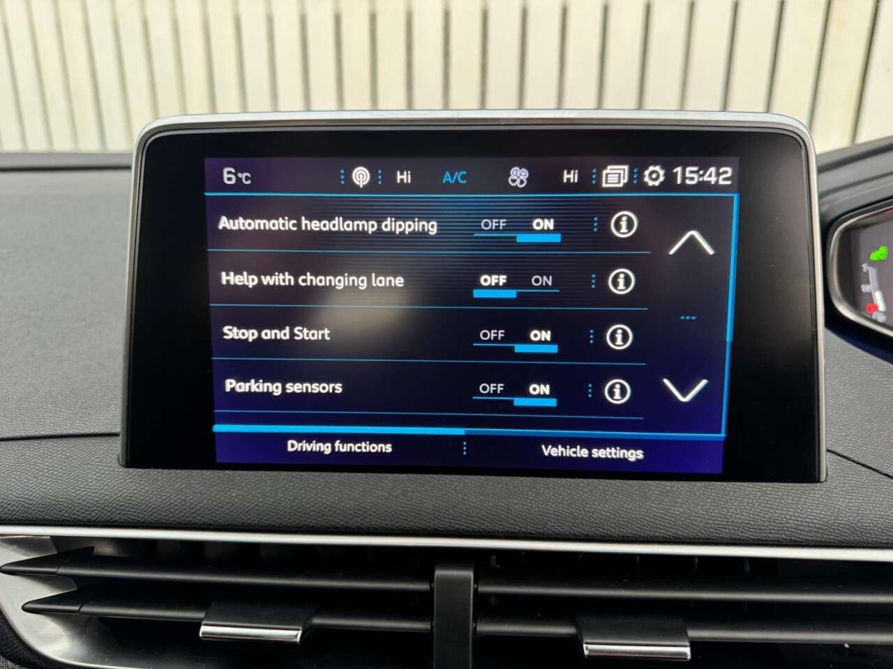 2018 PEUGEOT 3008 2018 PEUGEOT 3008