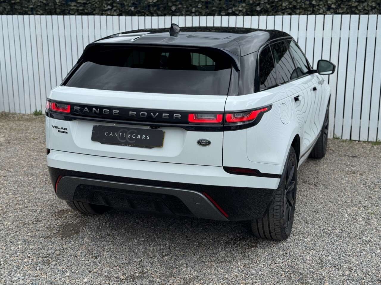 2018 LAND ROVER RANGE ROVER VELAR 2018 LAND ROVER RANGE ROVER VELAR