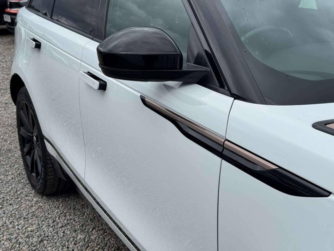 2018 LAND ROVER RANGE ROVER VELAR 2018 LAND ROVER RANGE ROVER VELAR