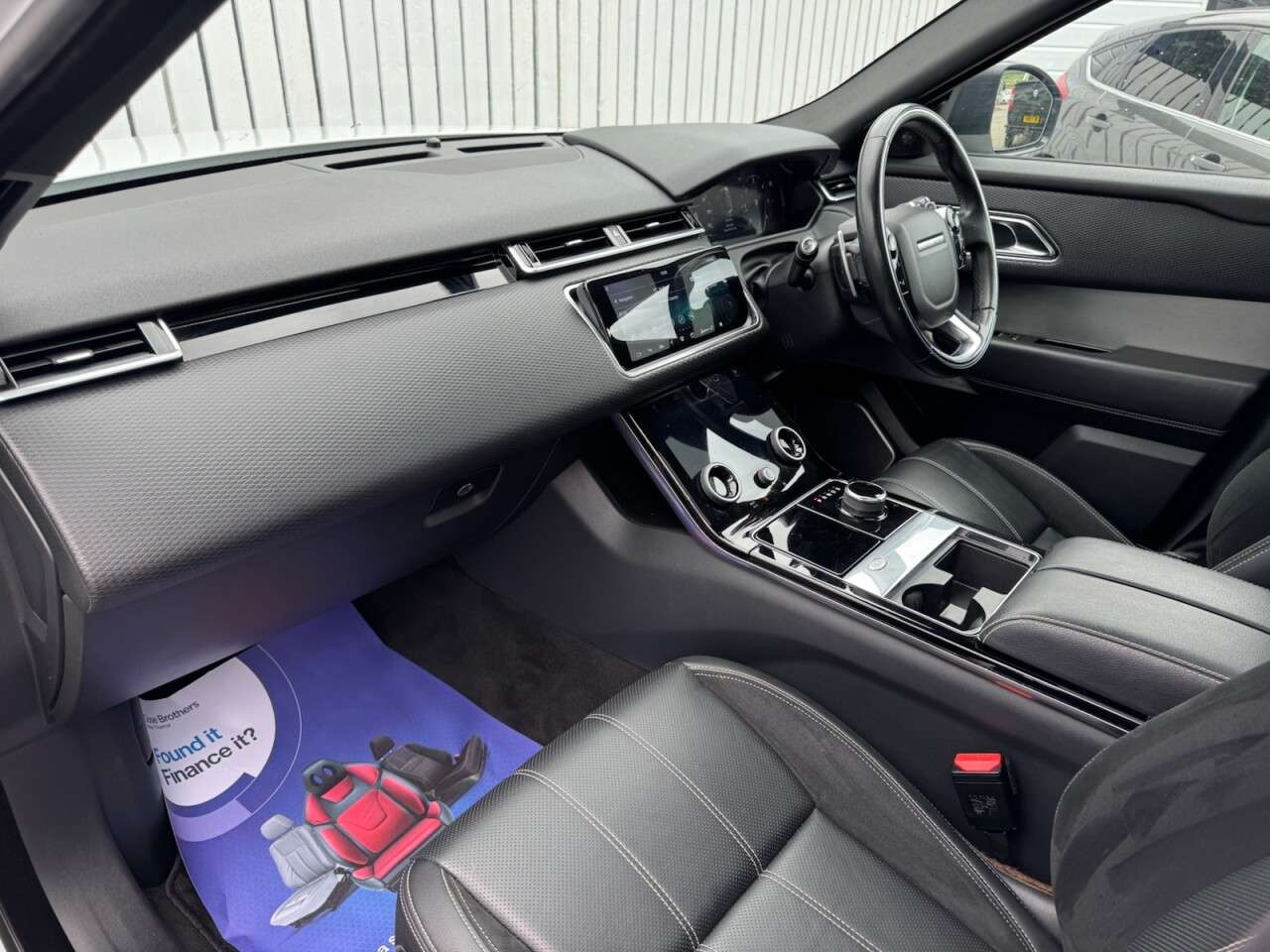 2018 LAND ROVER RANGE ROVER VELAR 2018 LAND ROVER RANGE ROVER VELAR