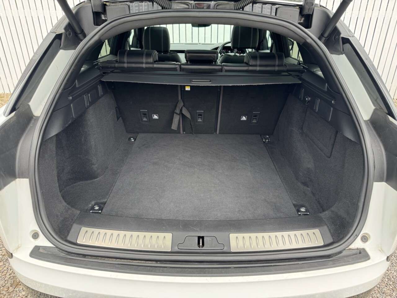 2018 LAND ROVER RANGE ROVER VELAR 2018 LAND ROVER RANGE ROVER VELAR