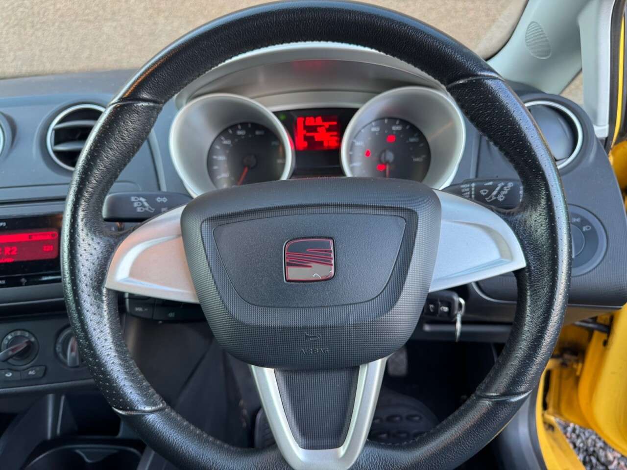 2010 SEAT IBIZA 2010 SEAT IBIZA