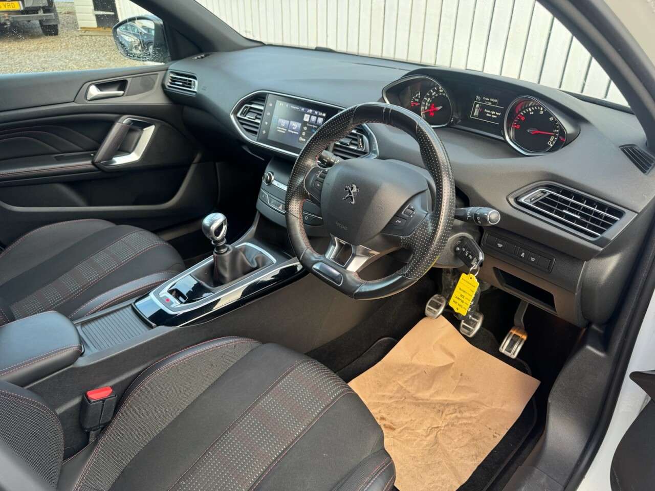 2017 PEUGEOT 308 2017 PEUGEOT 308