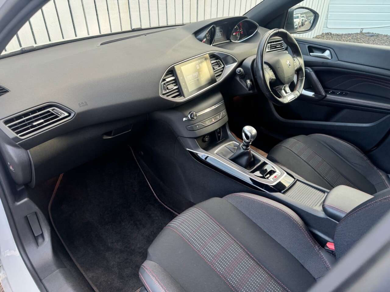 2017 PEUGEOT 308 2017 PEUGEOT 308