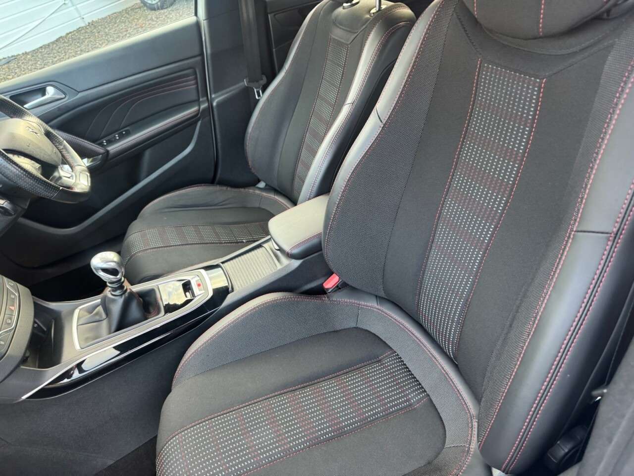 2017 PEUGEOT 308 2017 PEUGEOT 308