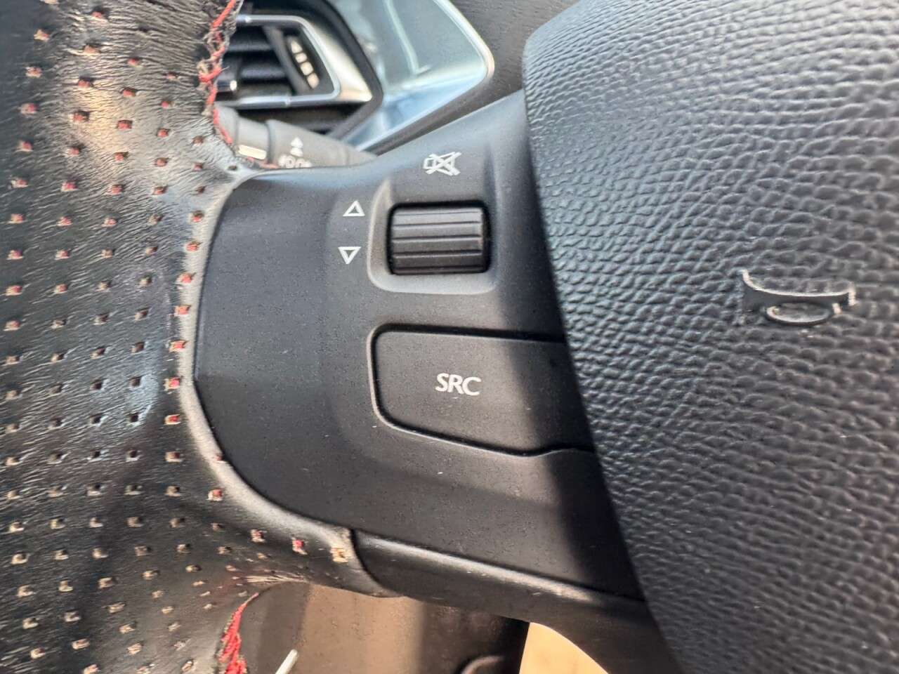 2017 PEUGEOT 308 2017 PEUGEOT 308