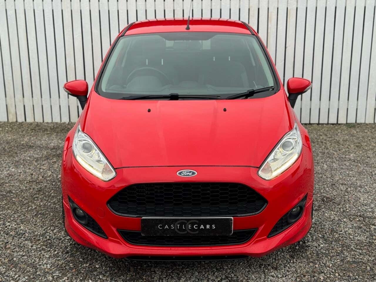 A 2016 FORD FIESTA 1.0T EcoBoost Zetec S Hatchback 3dr Petrol Manual Euro 6 (s/s) (125 ps) A 2016 FORD FIESTA 1.0T EcoBoost Zetec S Hatchback 3dr Petrol Manual Euro 6 (s/s) (125 ps)