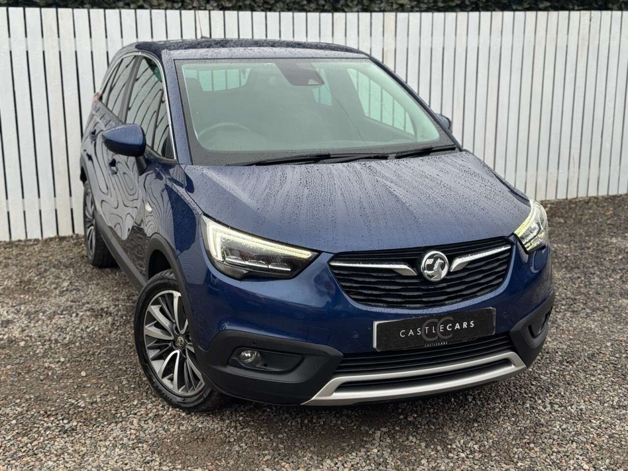 A 2020 VAUXHALL CROSSLAND X 1.5 Turbo D Elite Nav SUV 5dr Diesel Auto Euro 6 (s/s) (120 ps) A 2020 VAUXHALL CROSSLAND X 1.5 Turbo D Elite Nav SUV 5dr Diesel Auto Euro 6 (s/s) (120 ps)