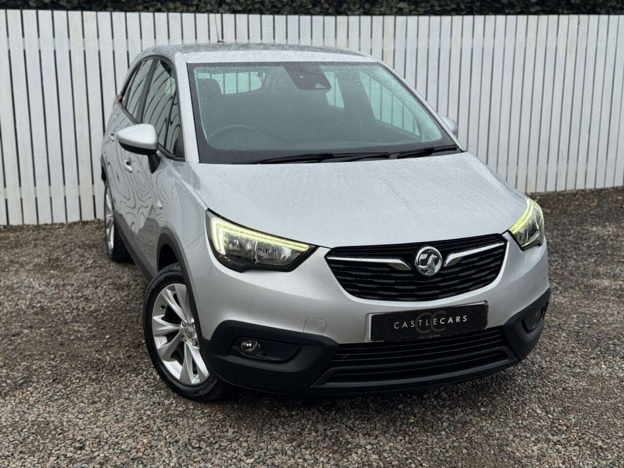 A 2019 VAUXHALL CROSSLAND X 1.2 Turbo ecoTEC GPF SE SUV 5dr Petrol Manual Euro 6 (s/s) (110 ps) A 2019 VAUXHALL CROSSLAND X 1.2 Turbo ecoTEC GPF SE SUV 5dr Petrol Manual Euro 6 (s/s) (110 ps)
