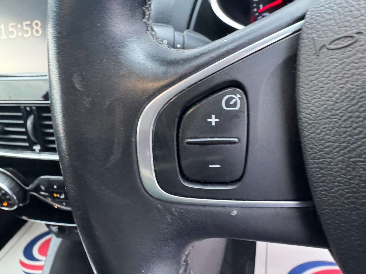 2018 RENAULT CLIO 2018 RENAULT CLIO