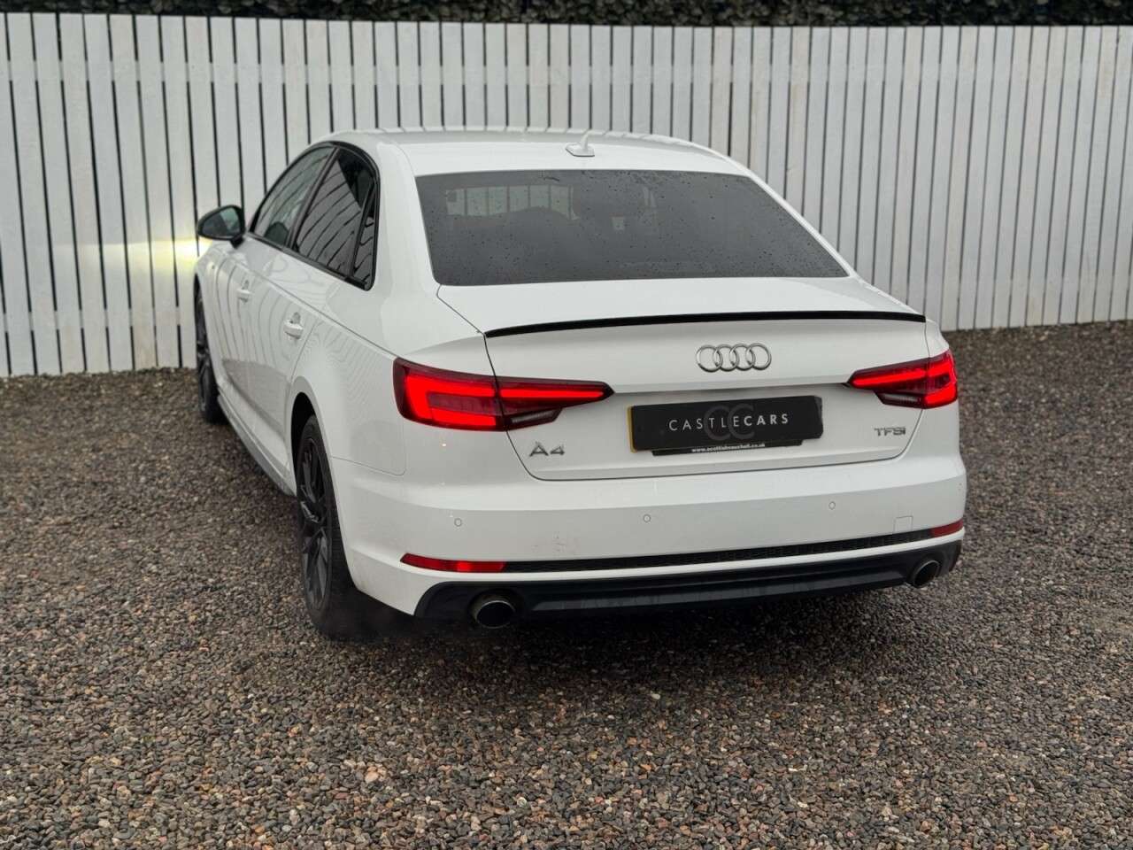 2017 AUDI A4 2017 AUDI A4