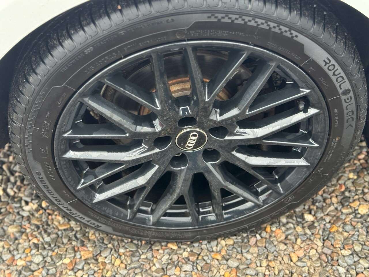 2017 AUDI A4 2017 AUDI A4