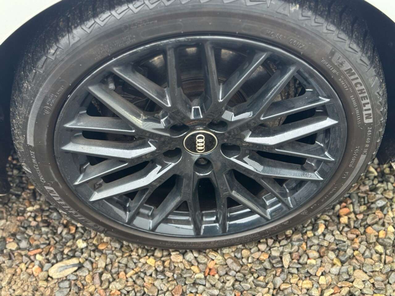 2017 AUDI A4 2017 AUDI A4