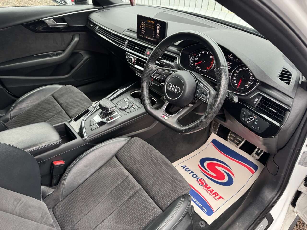 2017 AUDI A4 2017 AUDI A4