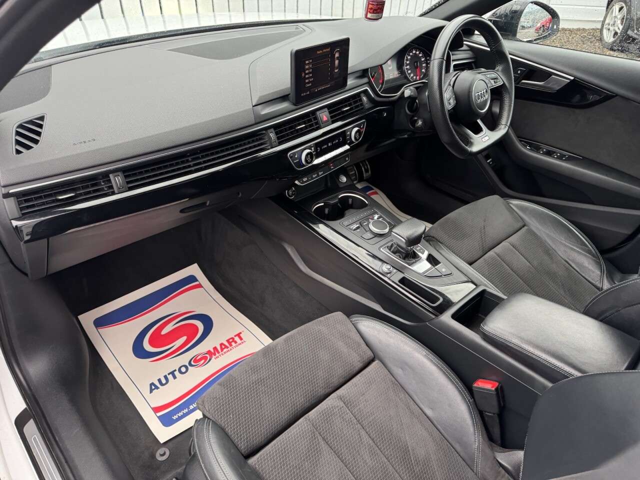 2017 AUDI A4 2017 AUDI A4