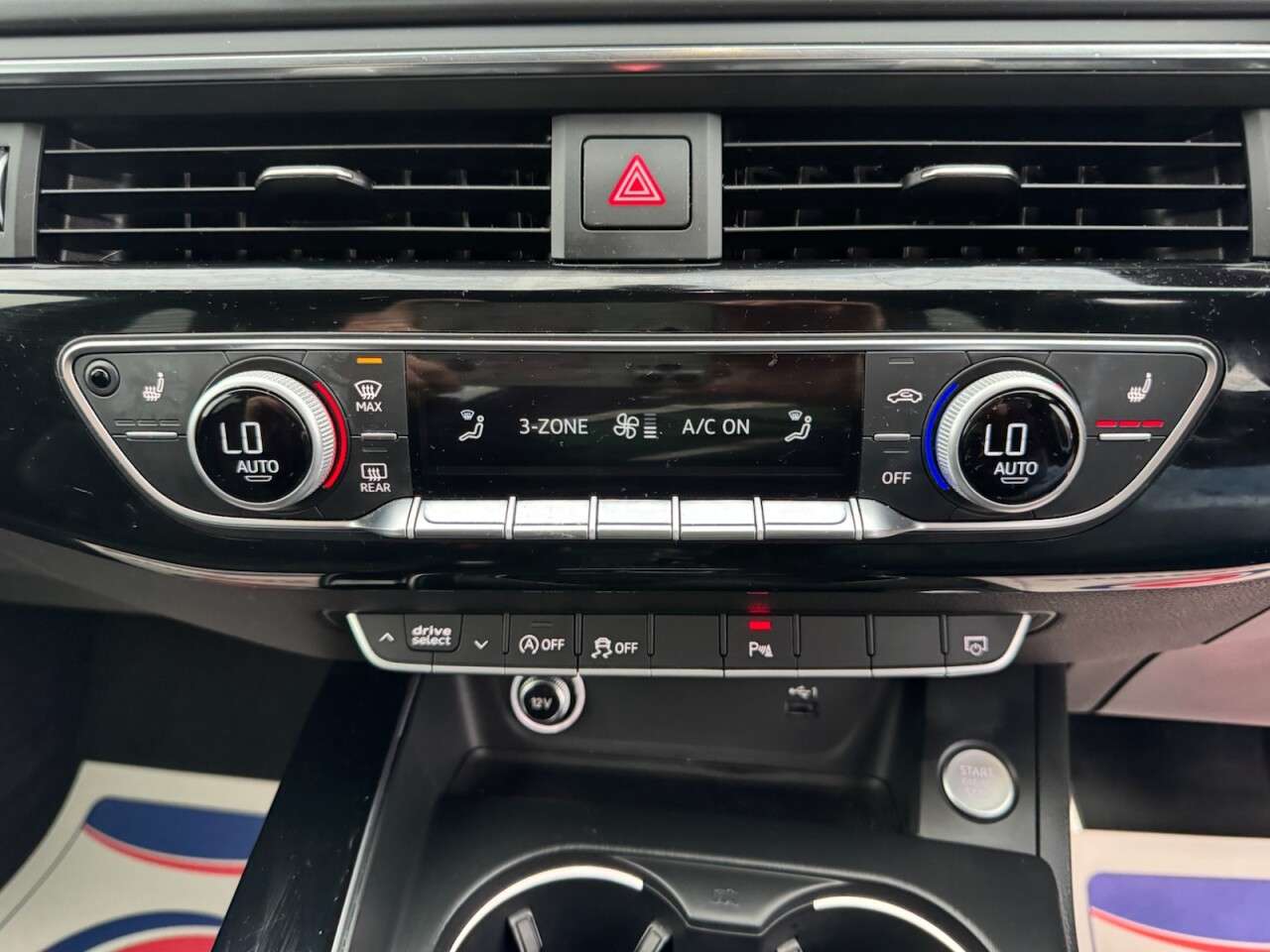 2017 AUDI A4 2017 AUDI A4