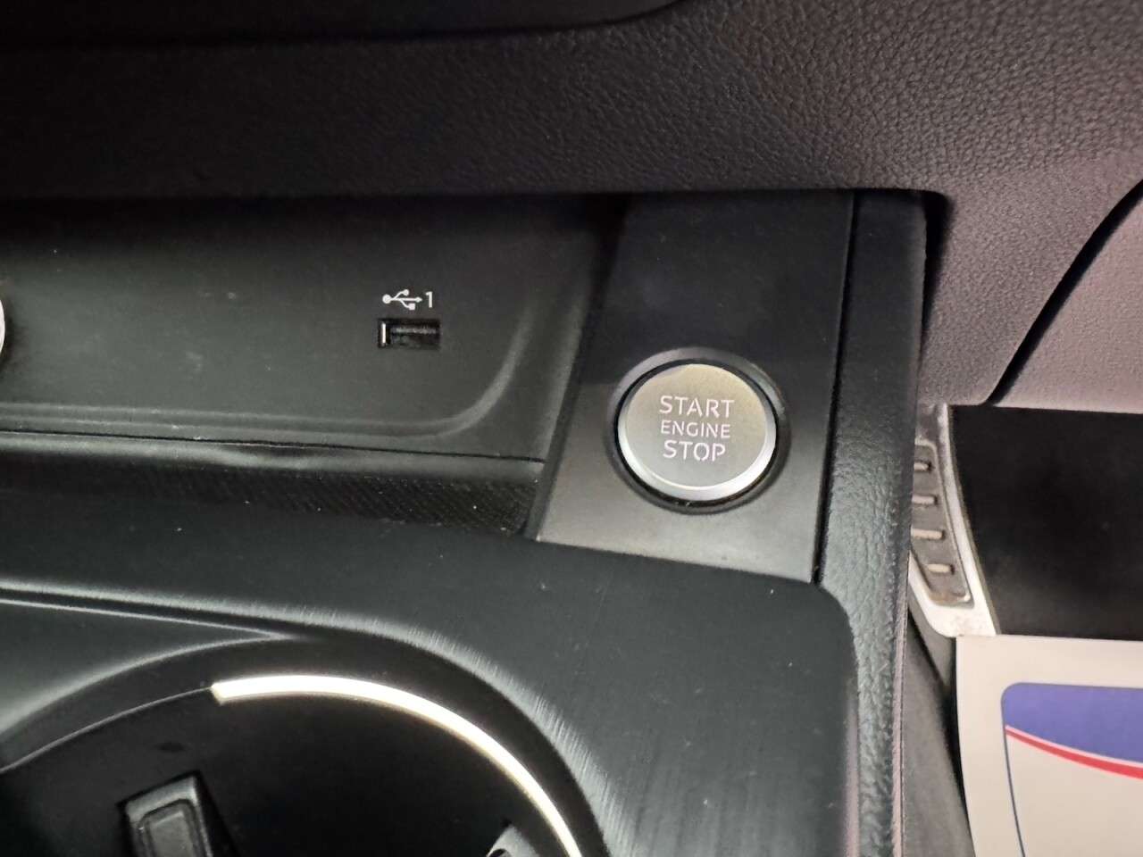 2017 AUDI A4 2017 AUDI A4