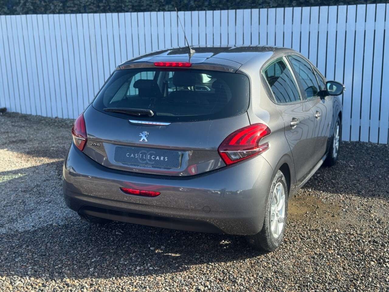 2018 PEUGEOT 208 2018 PEUGEOT 208