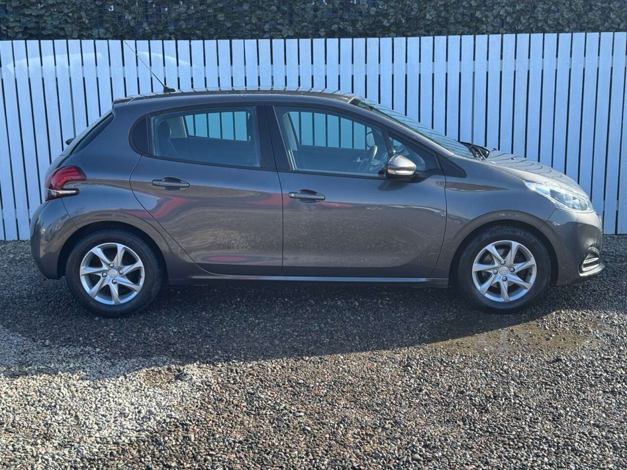 2018 PEUGEOT 208 2018 PEUGEOT 208