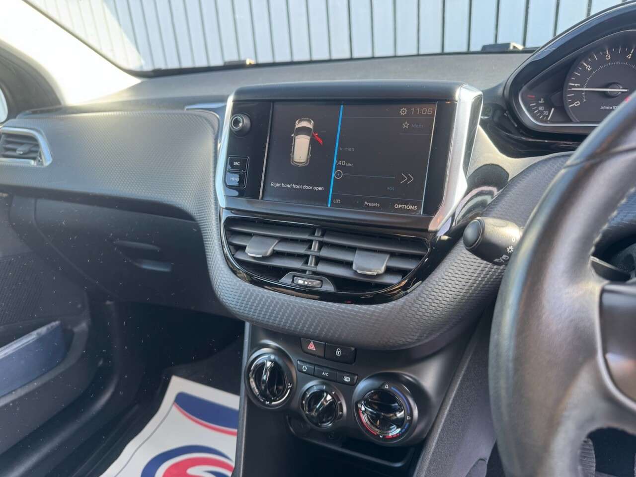 2018 PEUGEOT 208 2018 PEUGEOT 208