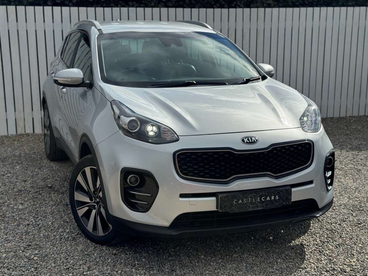 A 2016 KIA SPORTAGE 2.0 CRDi KX-3 SUV 5dr Diesel Manual AWD Euro 6 (134 bhp) A 2016 KIA SPORTAGE 2.0 CRDi KX-3 SUV 5dr Diesel Manual AWD Euro 6 (134 bhp)
