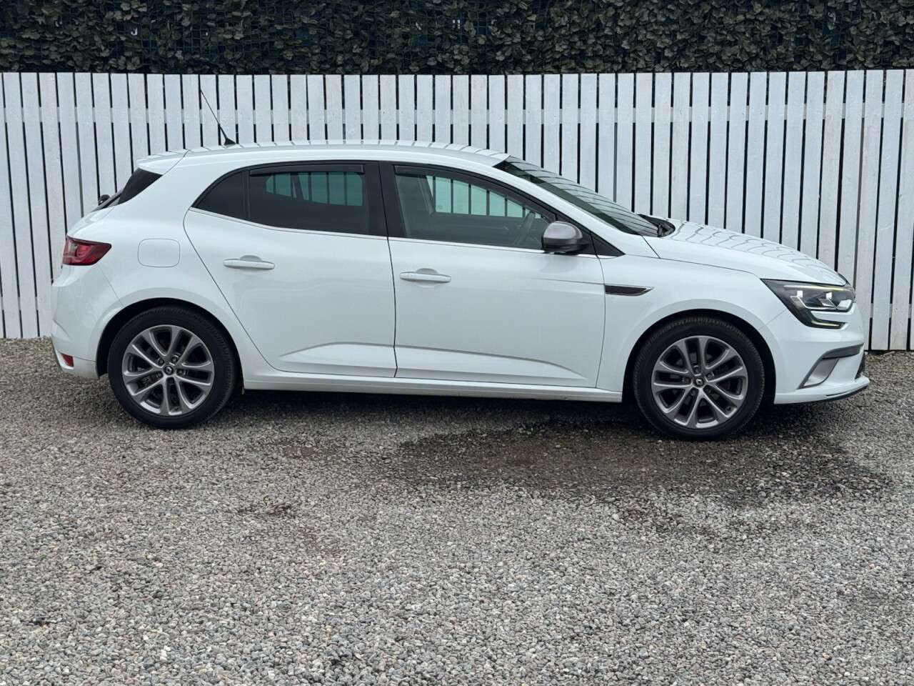 2016 RENAULT MEGANE 2016 RENAULT MEGANE