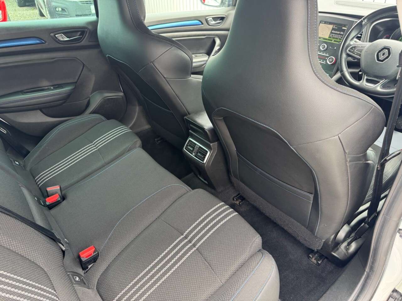 2016 RENAULT MEGANE 2016 RENAULT MEGANE