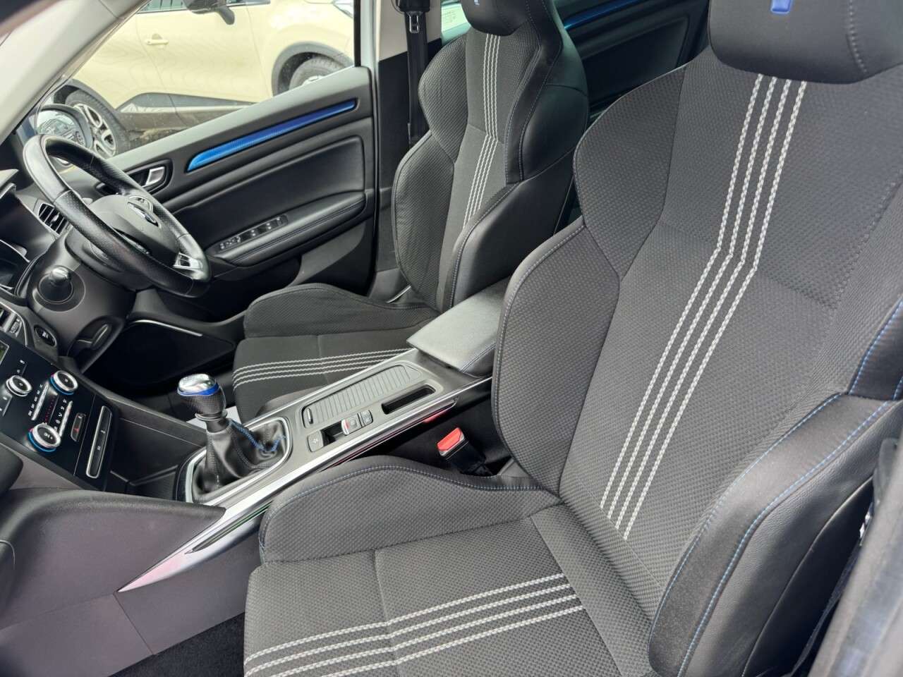 2016 RENAULT MEGANE 2016 RENAULT MEGANE