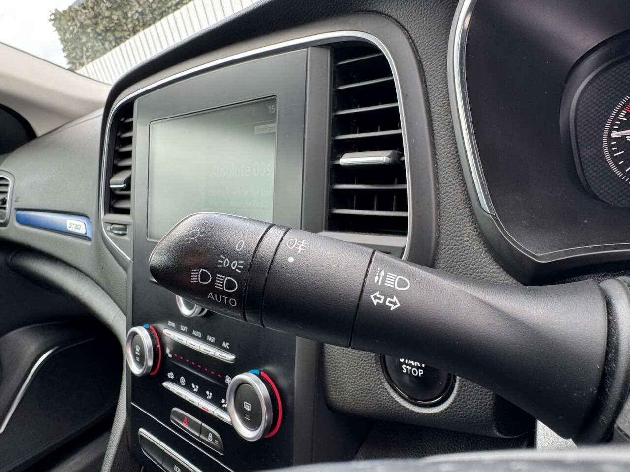 2016 RENAULT MEGANE 2016 RENAULT MEGANE