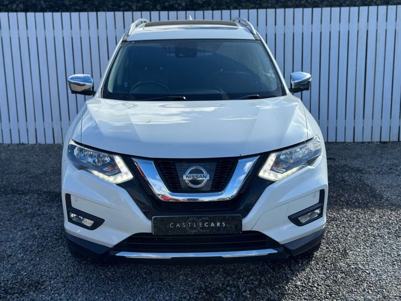 A 2018 NISSAN X-TRAIL 2.0 dCi N-Connecta SUV 5dr Diesel Manual 4WD Euro 6 (s/s) (177 ps) A 2018 NISSAN X-TRAIL 2.0 dCi N-Connecta SUV 5dr Diesel Manual 4WD Euro 6 (s/s) (177 ps)
