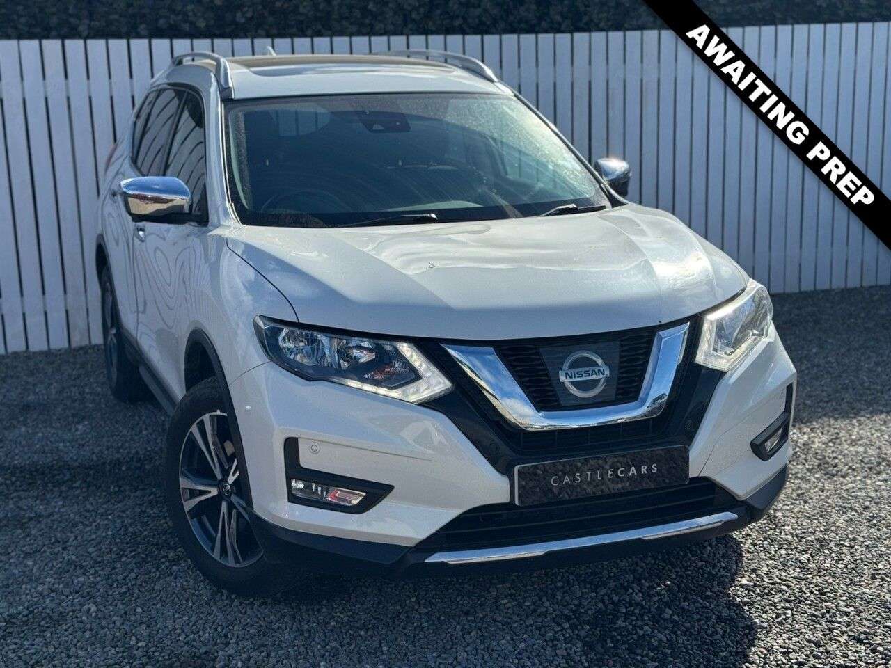 A 2018 NISSAN X-TRAIL 2.0 dCi N-Connecta SUV 5dr Diesel Manual 4WD Euro 6 (s/s) (177 ps) A 2018 NISSAN X-TRAIL 2.0 dCi N-Connecta SUV 5dr Diesel Manual 4WD Euro 6 (s/s) (177 ps)