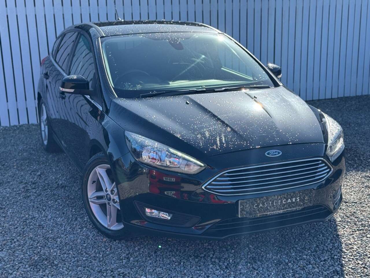 A 2016 FORD FOCUS 1.5 TDCi Zetec Hatchback 5dr Diesel Manual Euro 6 (s/s) (120 ps) A 2016 FORD FOCUS 1.5 TDCi Zetec Hatchback 5dr Diesel Manual Euro 6 (s/s) (120 ps)