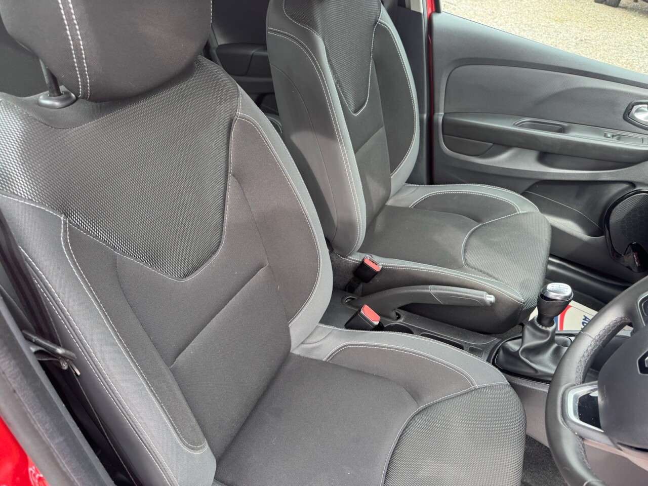 2018 RENAULT CLIO 2018 RENAULT CLIO