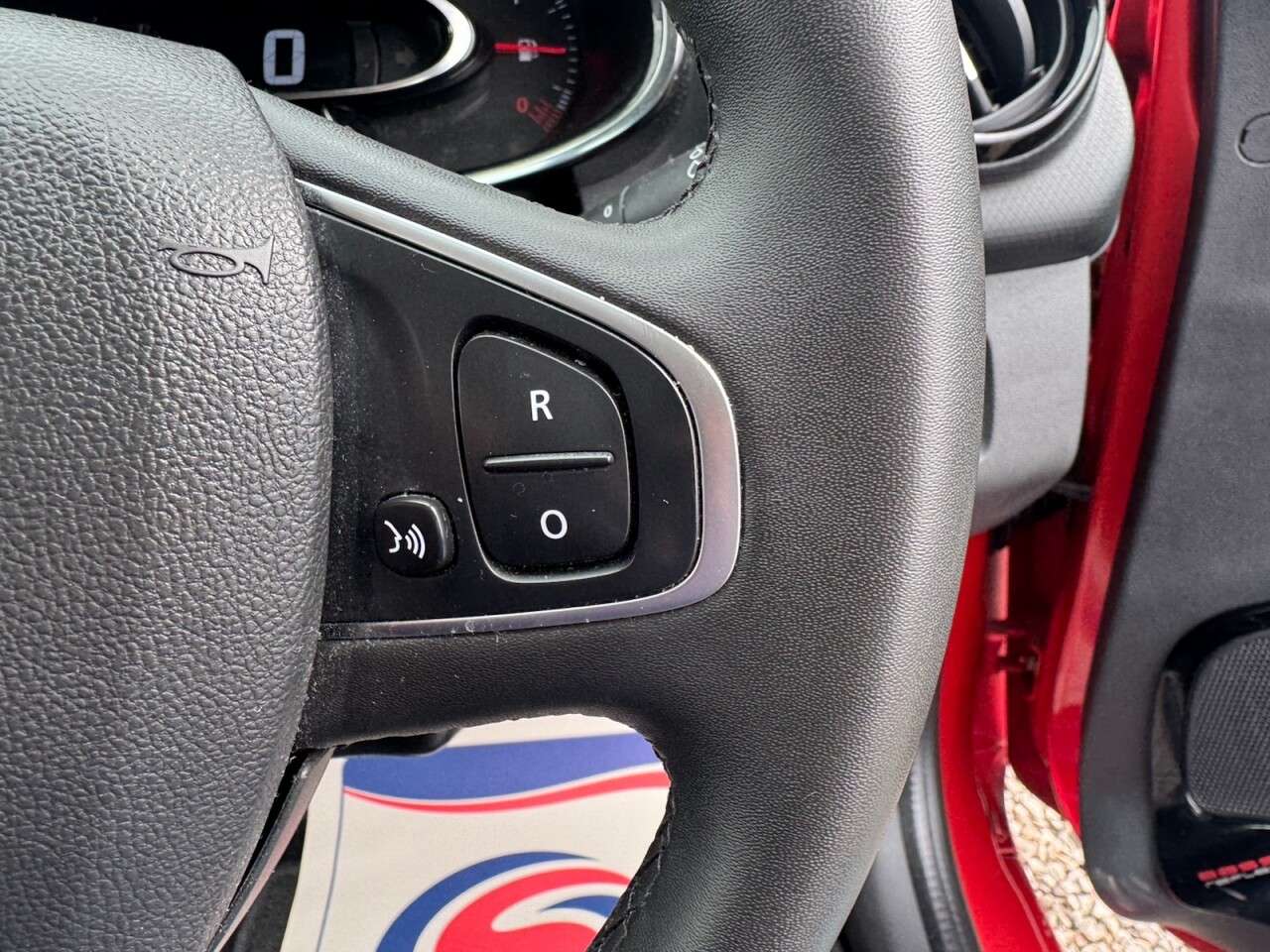 2018 RENAULT CLIO 2018 RENAULT CLIO