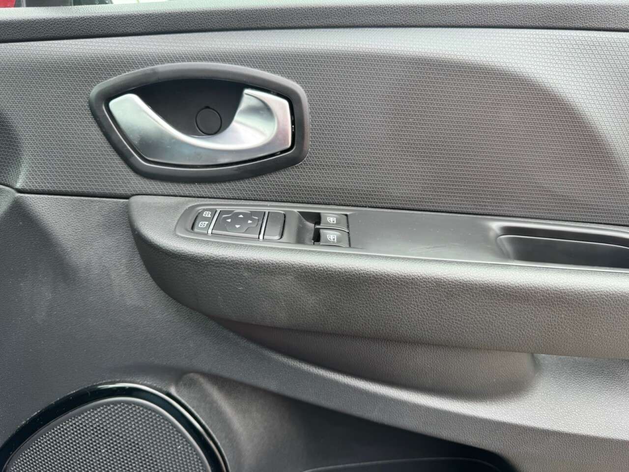 2018 RENAULT CLIO 2018 RENAULT CLIO